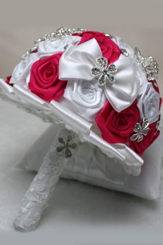 Round Roses Pearl Crystal Roses Wedding Bouquet (26*22cm)
