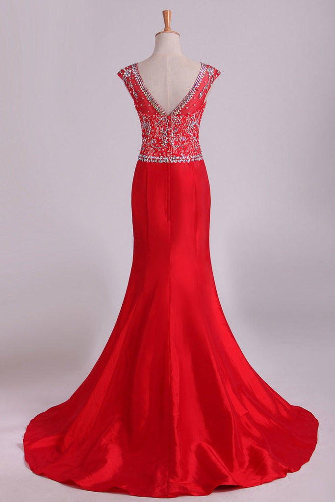 2024 Red Bateau Lace&Taffeta Prom Dresses Mermaid With Beads