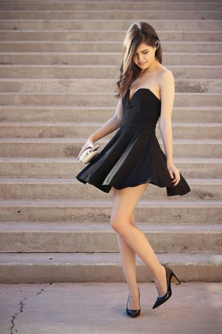 Strapless Sweetheart Black Sweetheart Backless Paisley Satin A Line Homecoming Dresses Pleated Short