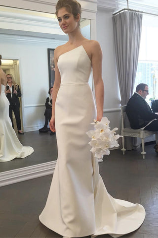 Elegant Ivory Sweep Train Strapless Sleeveless Mid Back Wedding Dresses