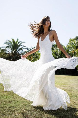A Line Spaghetti Sleeveless Backless Lace Beach Wedding Dresses