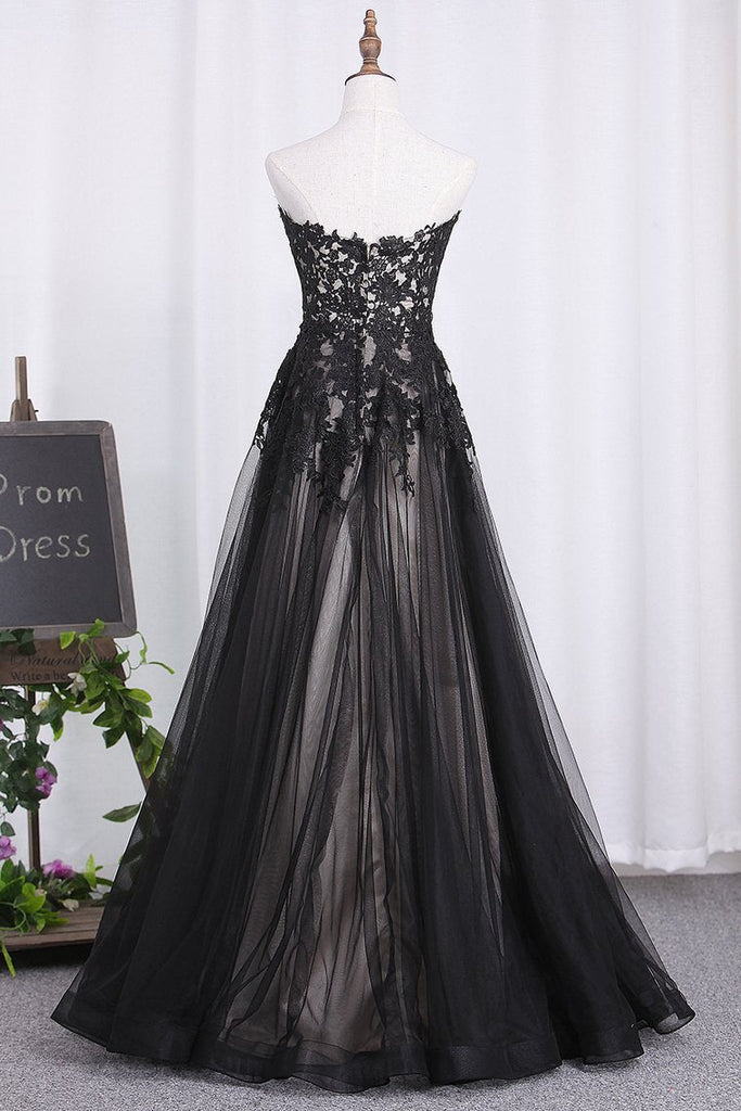 2024 Sweetheart A Line Black Prom Dresses Tulle With Applique Floor Length