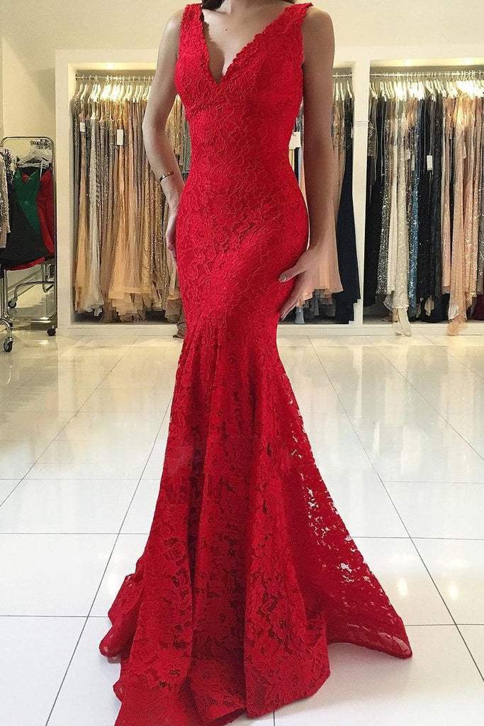 2024 V Neck Prom Dresses Mermaid Lace With Applique Sweep Train