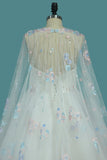 2024 Ball Gown Scoop Neck Wedding Dresses Lace Up With Appliques And Beads