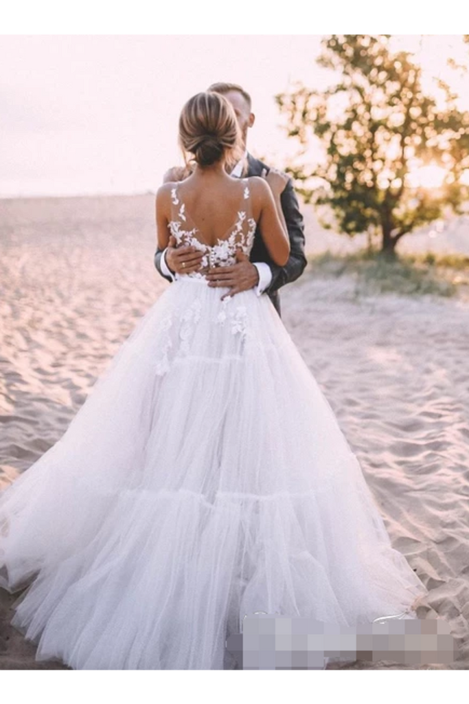 Layered Tulle Skirt Unlined Wedding Ball Gown With Deep V Neck Wedding Dresses
