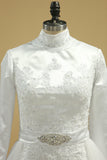 2024 Wedding Dresses Muslim High Neck Sheath Satin & Tulle With Applique