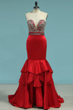 2024 New Arrival Mermaid V Neck Prom Dresses Satin With Beads&Appliques