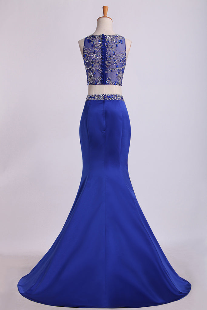 2024 Two Pieces Mermaid Scoop Prom Dresses With Beading