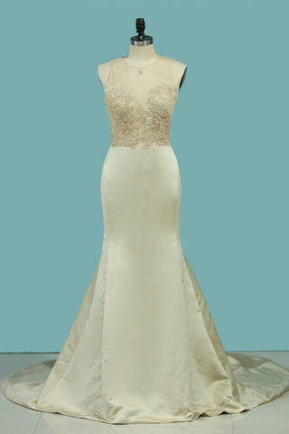 2024 Mermaid/Trumpet Satin Scoop Wedding Dress With Applique Detachable Train