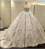 Gorgeous Sleeveless V Neck Lace Appliques Ball Gown Wedding Dresses
